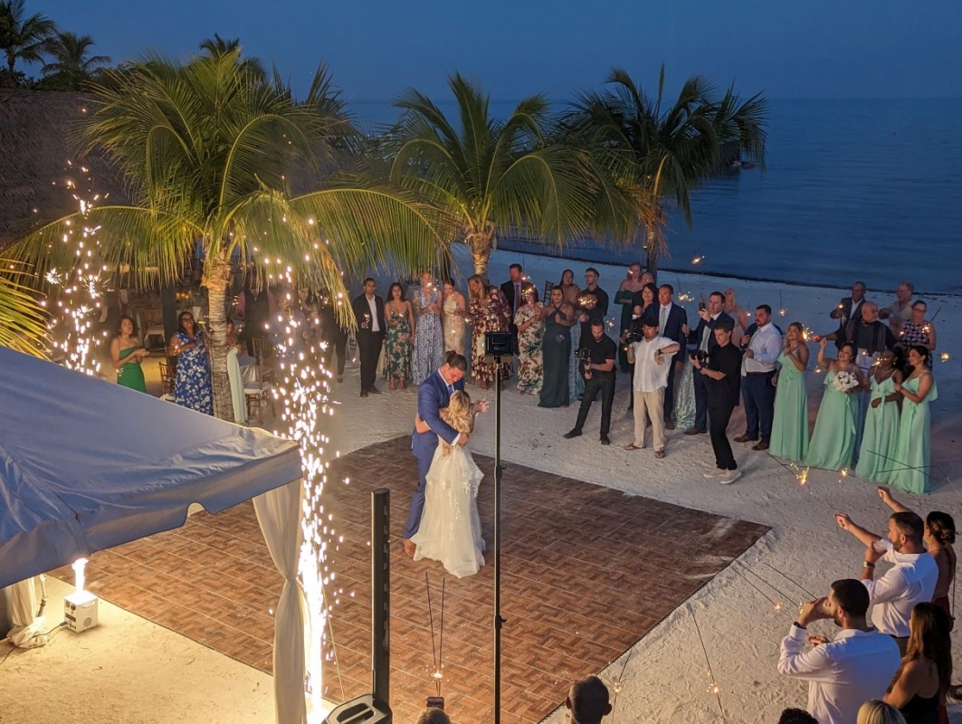 Patrick and Samantha dancing with the SPARKLERS!!!!